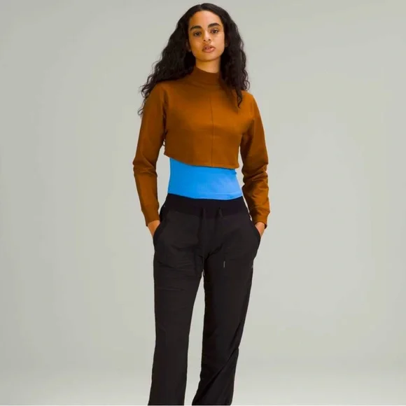 New Lululemon LA Reversible Mock Neck size 10 in Copper Brown NWT - Picture 5 of 10